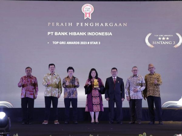 Komitmen Terapkan Bisnis Berkelanjutan, hibank Raih Top GRC Awards 2023